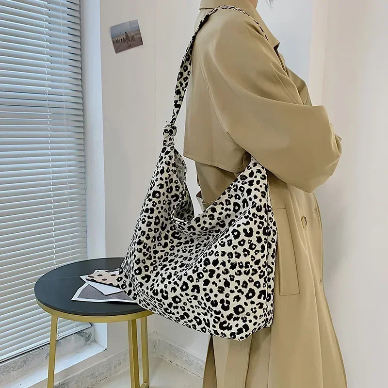 Womens Bag Casual Large Capacity Shoulder Bags Shopper Canvas Fashion Harajuku Zipper Leopard Print Ulzzang Handbags 250801