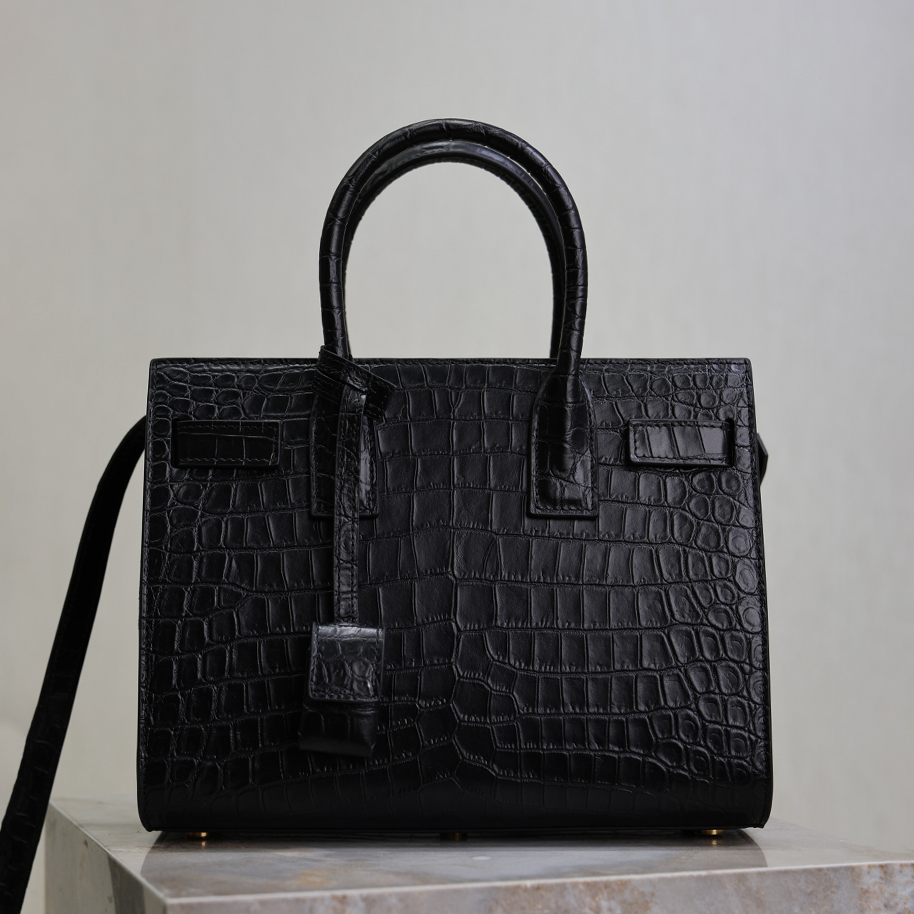 Top Quality 10A Crocodile Embossed Leather Shoulder Bag Luxury Designer Genuine Leather Gold Hardware Crossbody Bag Adjustable Strap Handbag Zip Poc