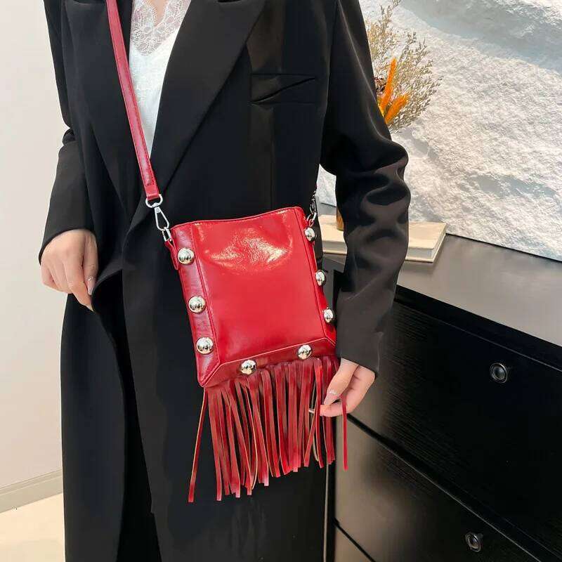 Women's Bags Designer Rivet Crossbody Bag For Women Portable Casual Fashion Tassel Shoulder Phone Purse Lady New Spring Cross Body Handbag