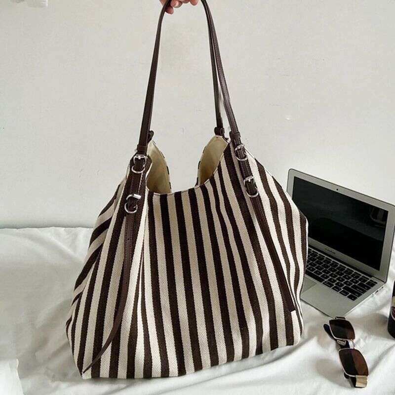 Striped Canvas Underarm Women's Shoulder Crossbody Large Capacity Casual Lazy Style Handbag 2025 Autumn And Winter New Fashion Versatile