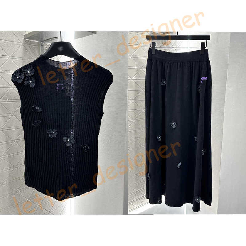 Designer womens Two Piece Dress Knitted Summer Women Solid 2 Piece Crop Top Tanks Midi Long Skirt Set Bodycon Sexy Party Elegant Outfit Sizes SML