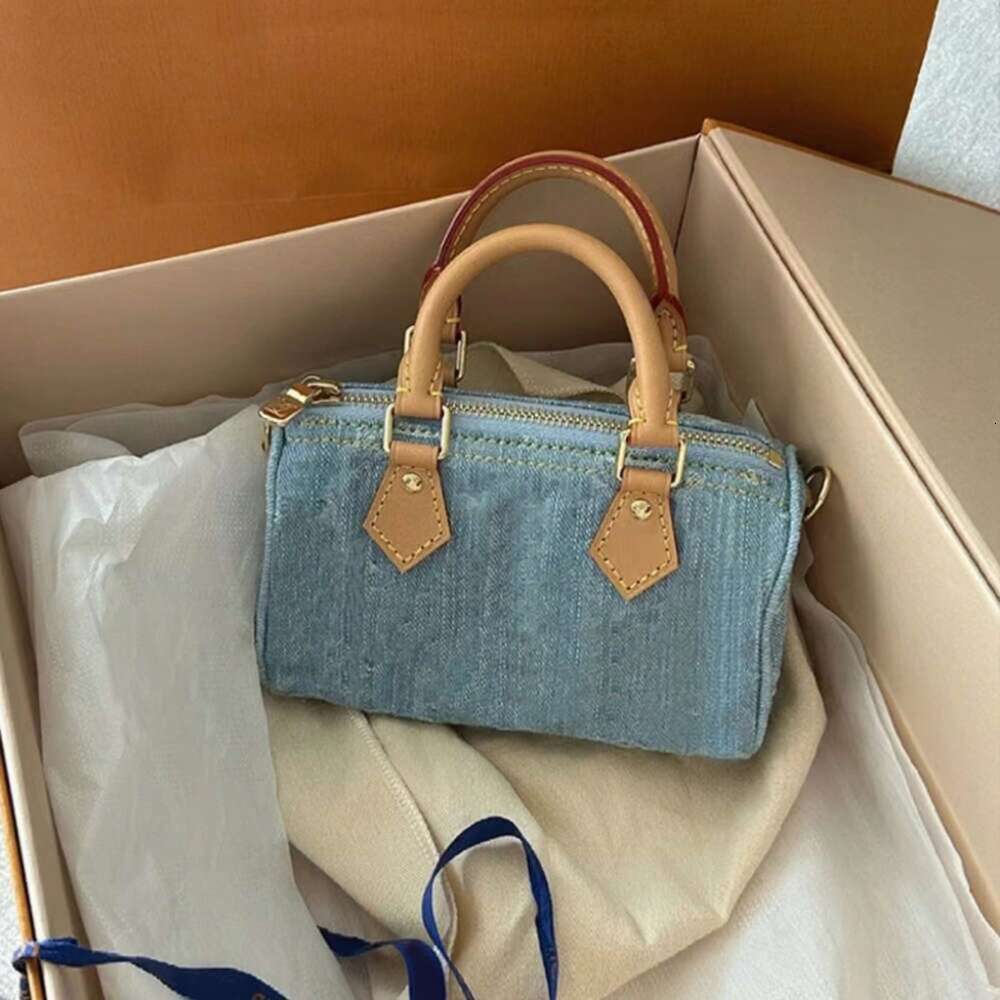 Crossbody Bags Designer Women&#039;s Shoulder Bag Handbags New Nano Sky Blue Denim Pink Pillow Bag Leather Woman Totes Mini 16CM-image-991527662