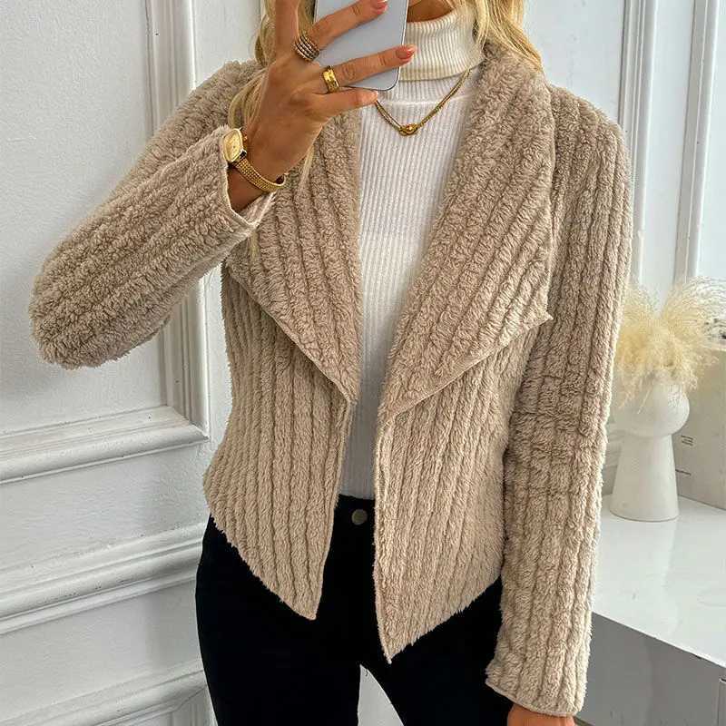 European And American Style Short Jacket For Women Autumn And Winter Casual Lapel Chic Fur Jacket Z250804