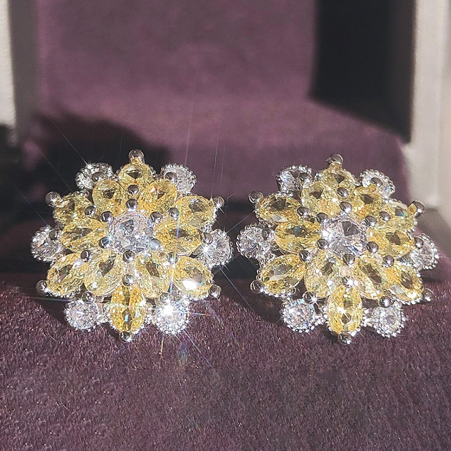 Luxury Designer Earrings Shiny Crystal Flower Earrings With Peony Design Inlaid Olive Shaped Zircon Earings Gold Silver Plating Woman Exquisite Jewe