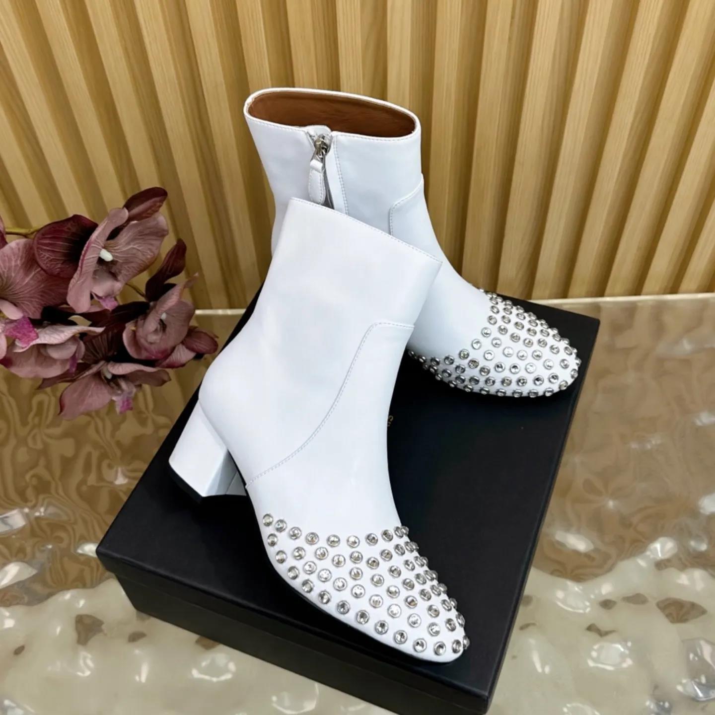 Lady rhinestones Luxury Suede Leather booties Designer Boots Platform shoe Womens Martin Ankle Mini boots Classic Chunky snow winter Wedge Sport Cas
