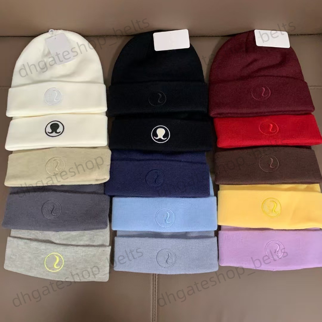 beanie for men designer hat mens hat thick women beanie caps Autumn Winter Outdoor warm knitted Hat street hat embroidery knight high quality Skull