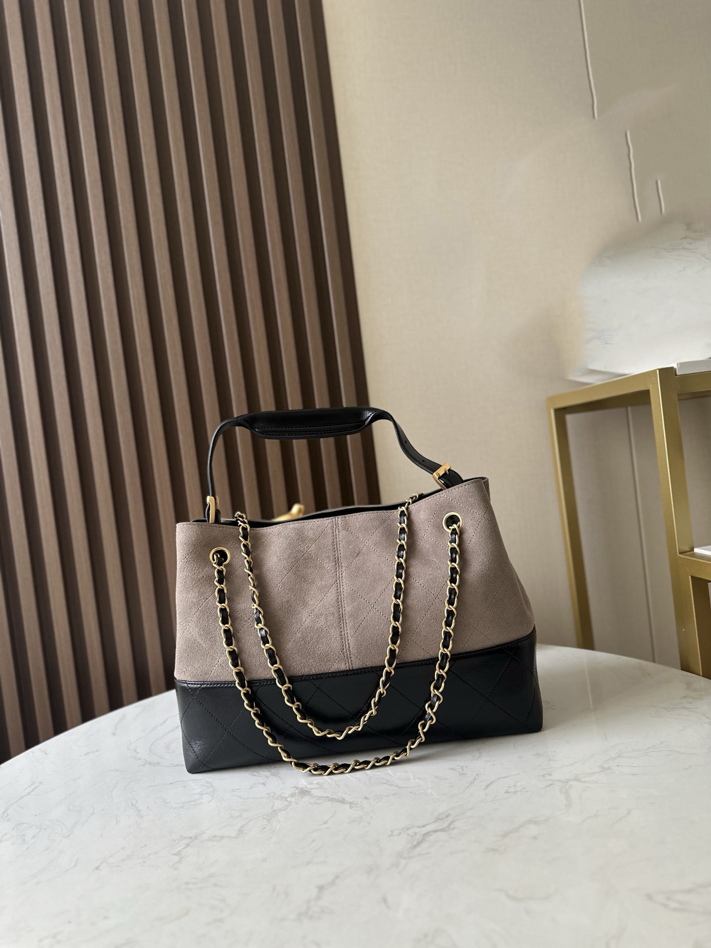 10A Mirror Quality Designer Bag Fashion Luxury Bag 25A Suede Hobo Tote Bag HighGrade Handcrafted LargeCapacity ColorBlock SingleShoulder Bag