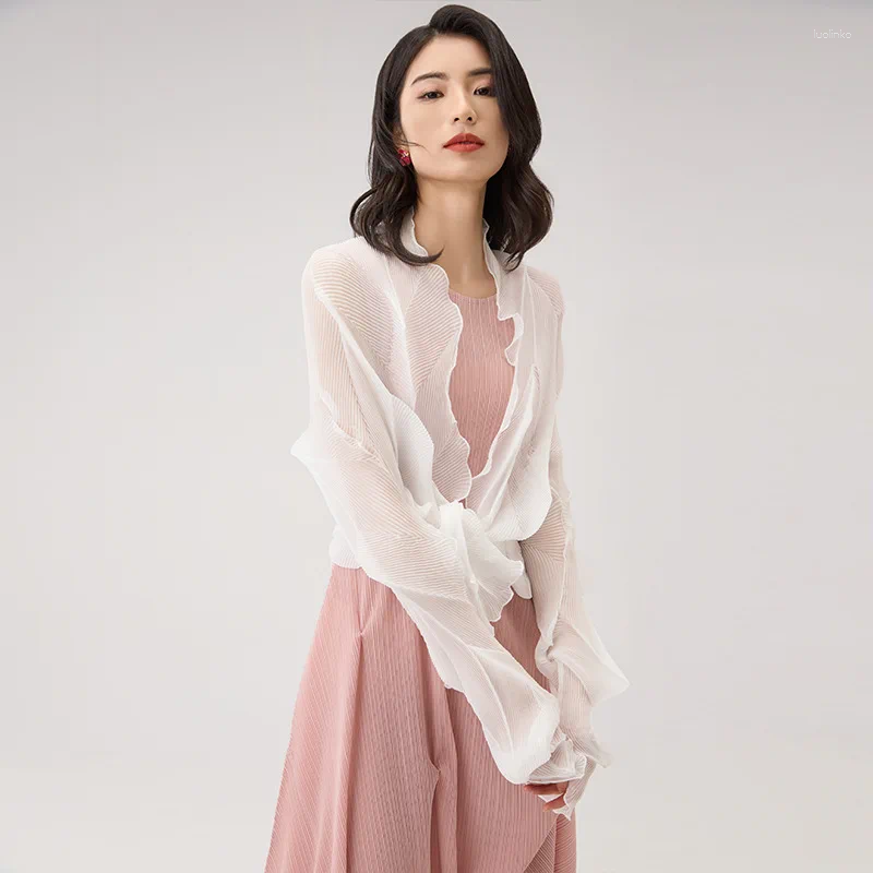 Women's Jackets Miyake Pleated Solid Color Cardigan 2025 Summer Long-sleeved Sunscreen Chiffon Small Jacket With Long Sleeves