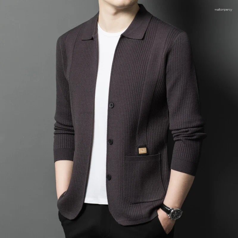 Men's Sweaters Solid Color High-quality V-neck Cardigan Elastic Velvet Soft Long-sleeved Knitted Sweater Jacket D14.