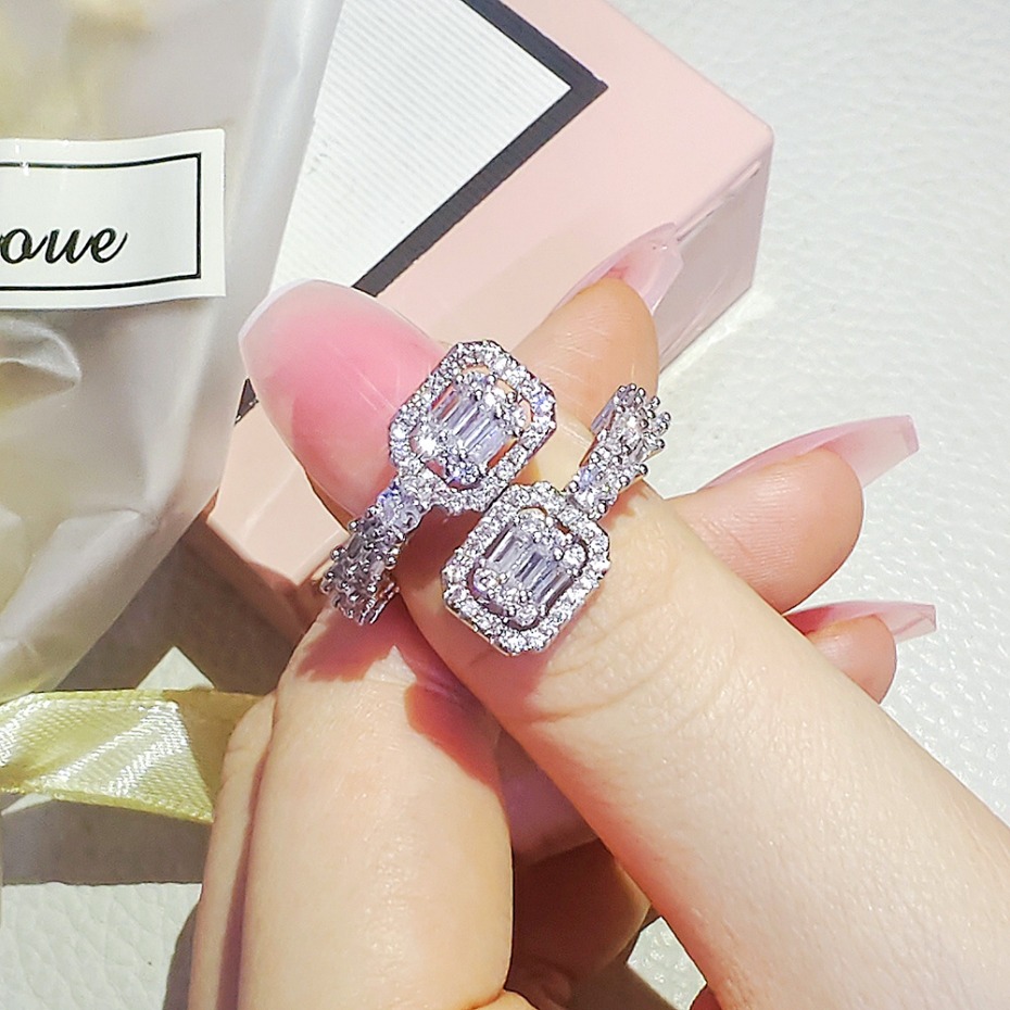 Luxury Designer Rings Silver Plated Brass Open Rings Fashion Geometric Design Women Crystal Diamond Metal Jewelry Classic Zircon Rings