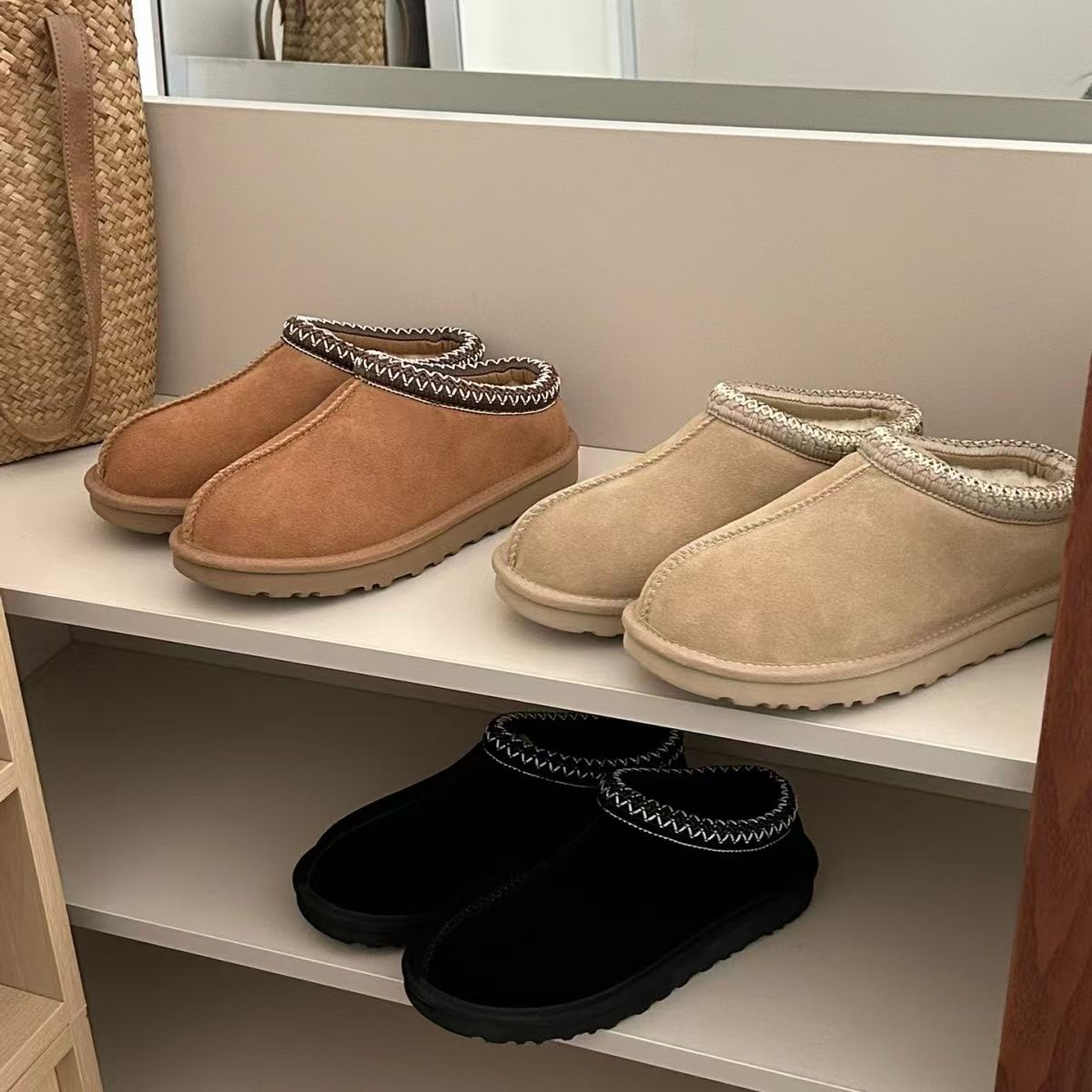 Fashion Men's and Women's Tasman Snow Boots Designer Winter Cotton Slippers Thickened Warm Flat Slippers Classic Non-slip Thick Bottom Bre