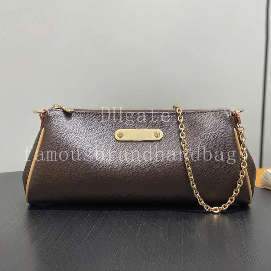 Designer Chain Pouch 27CM Calfskin Leather Cosmetic Bag Designer Bag Handbag High Quality Mirror quality Shoulder Bag Women With Box LP14A1