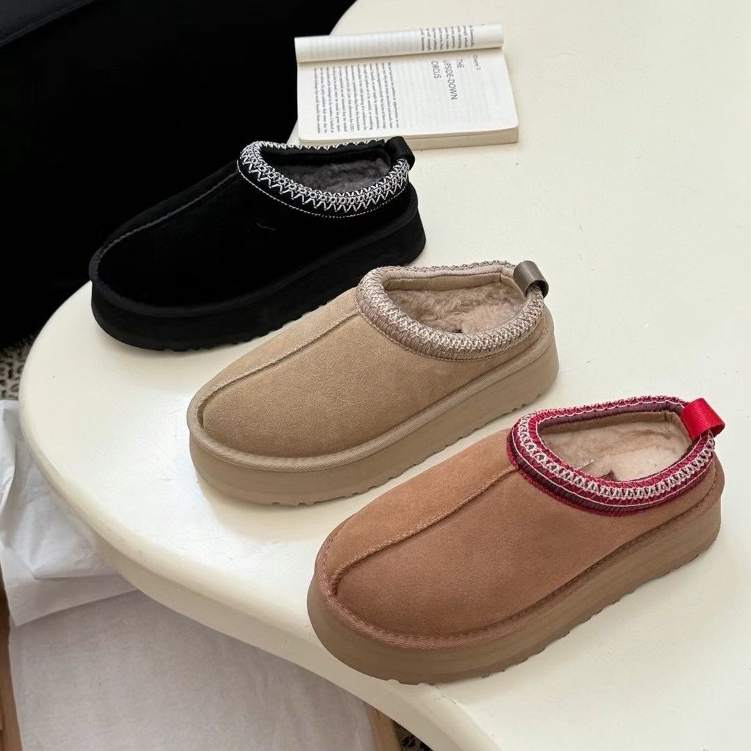 Bottes de neige Designer Boots Plateforme Chaussures Muffin Chaussures Hiver Chaussures Hiver Leisure Fashion Luxury Style National Chaussures en