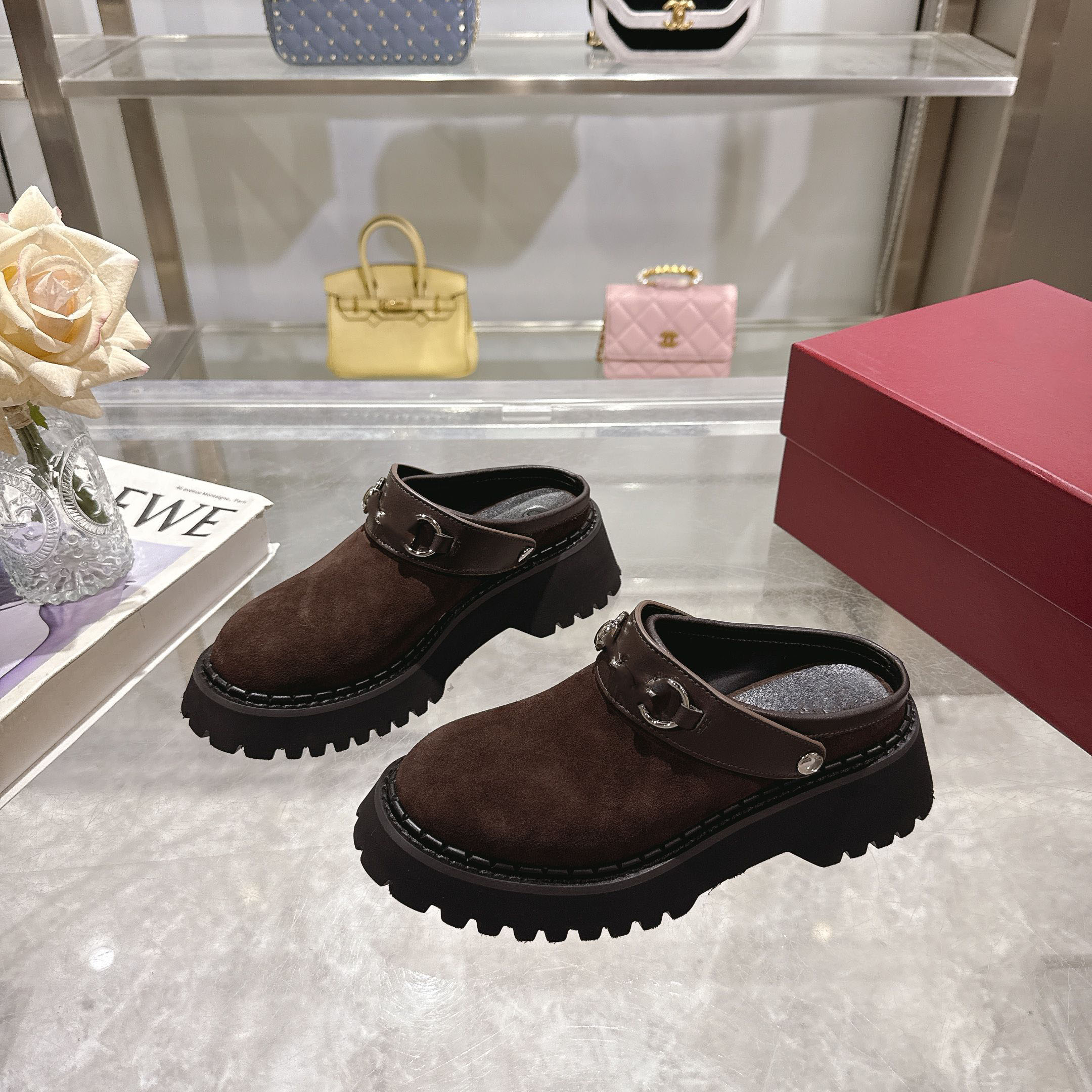 High Quality Designers Luxury Slippers Slide Mules Half Shoes Suede Leather Backless Casual Shoes Loafers Slippers Platform Open-back Slides Sandals