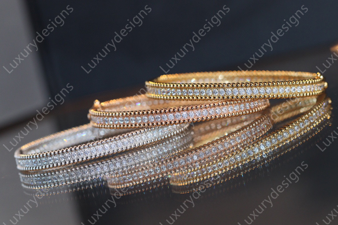 Full Diamonds Designer Bracelet Luxury Clover Bangle Diamonds Top Quality S925 Sterling Silver Plated 18K Gold Bracelet Ladies High-end Jewelry with
