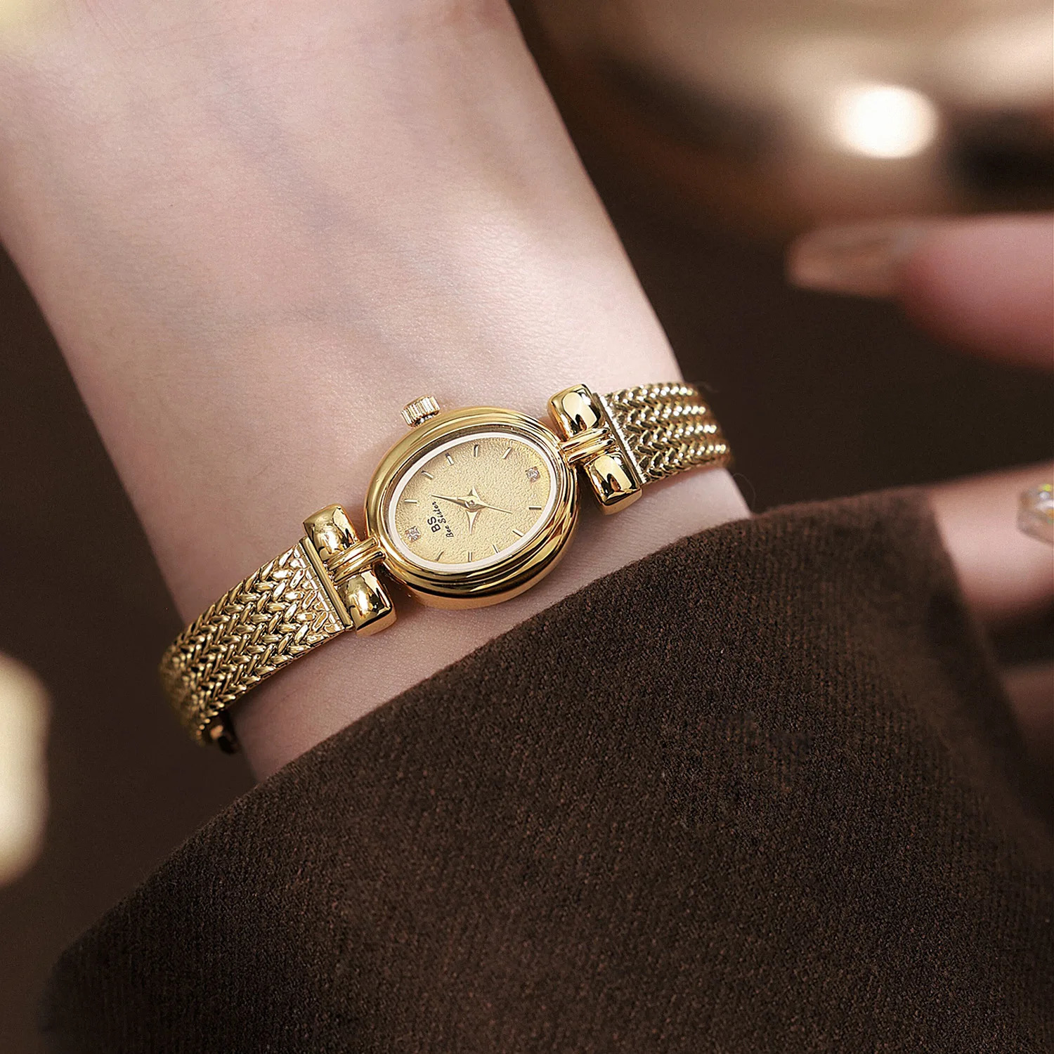 Retro Oval Jewelry Wheat Ear Steel Strip Exquisite Small Gold Watch Elegant Womens Quartz Clock Waterproof Wristwatch Reloj 250806