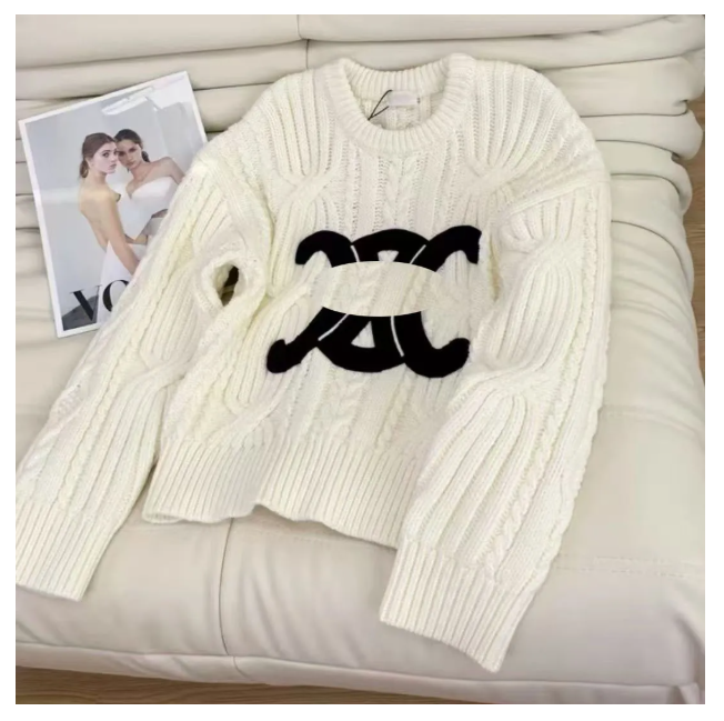 Retro soft glutinous twist Women sweater with ladies in autumn and winter 2025 new loose slim lazy wind thickened sweater