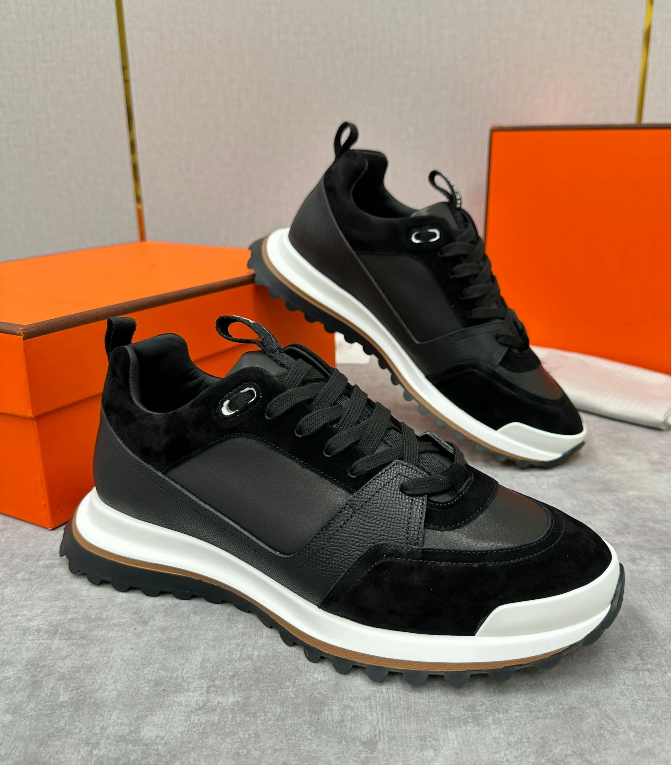 Luxury Men Leader Sneakers Casual Shoes Calfskin Leather Epsom Suede Goatskin Runner Sports Chunky Sole Party Dress High Quality Skateboarding Walki