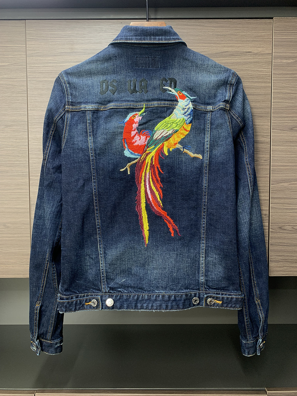 Luxury Designer Mens Jacket Denim Men Coat Hole Embroidery Bird Casual Slim Turn-down Collar Lapel Neck Long Sleeve Single Breasted Bomber Jackets f
