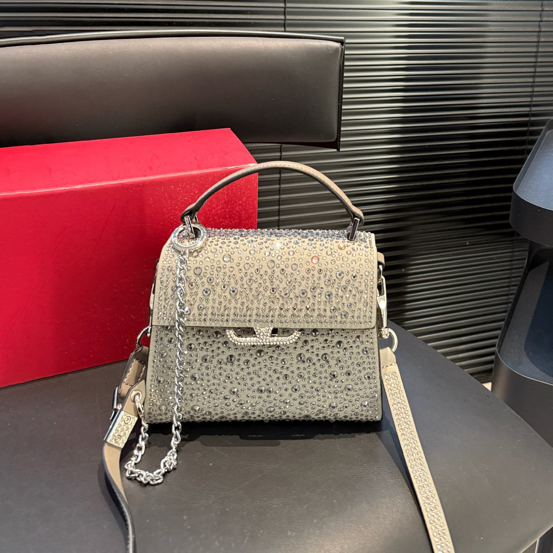 mirror Quality Designer bags Women diamond Purse party Handbags chain crossbody Bag silver Hardware Handle Luxury Portable evening bags 230318