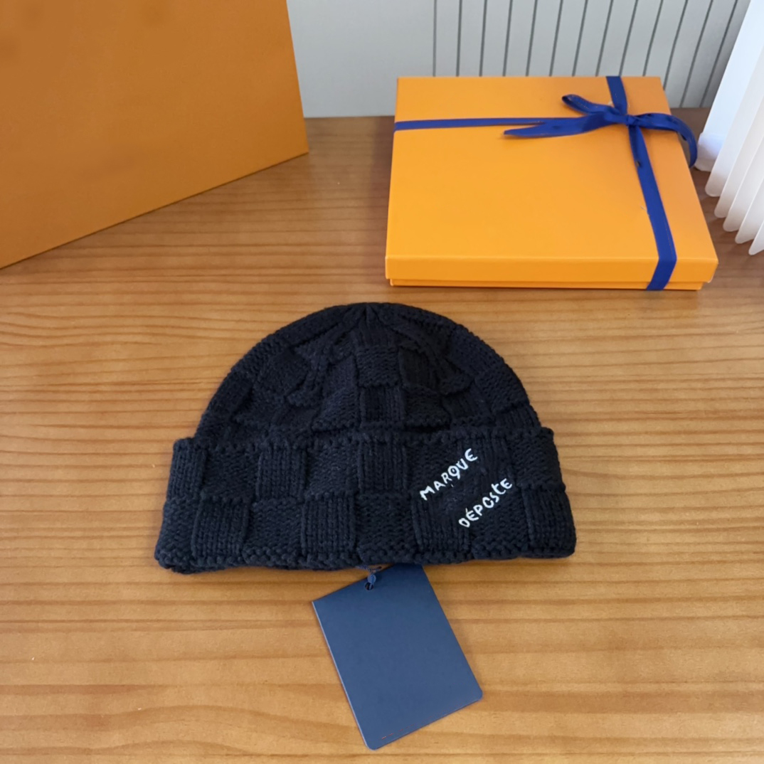 Designer Bean Hat Women Woolen Hat Fisherman Hat Luxury Classic Fashion Winter Wool Warm Belt Box Gift Vok