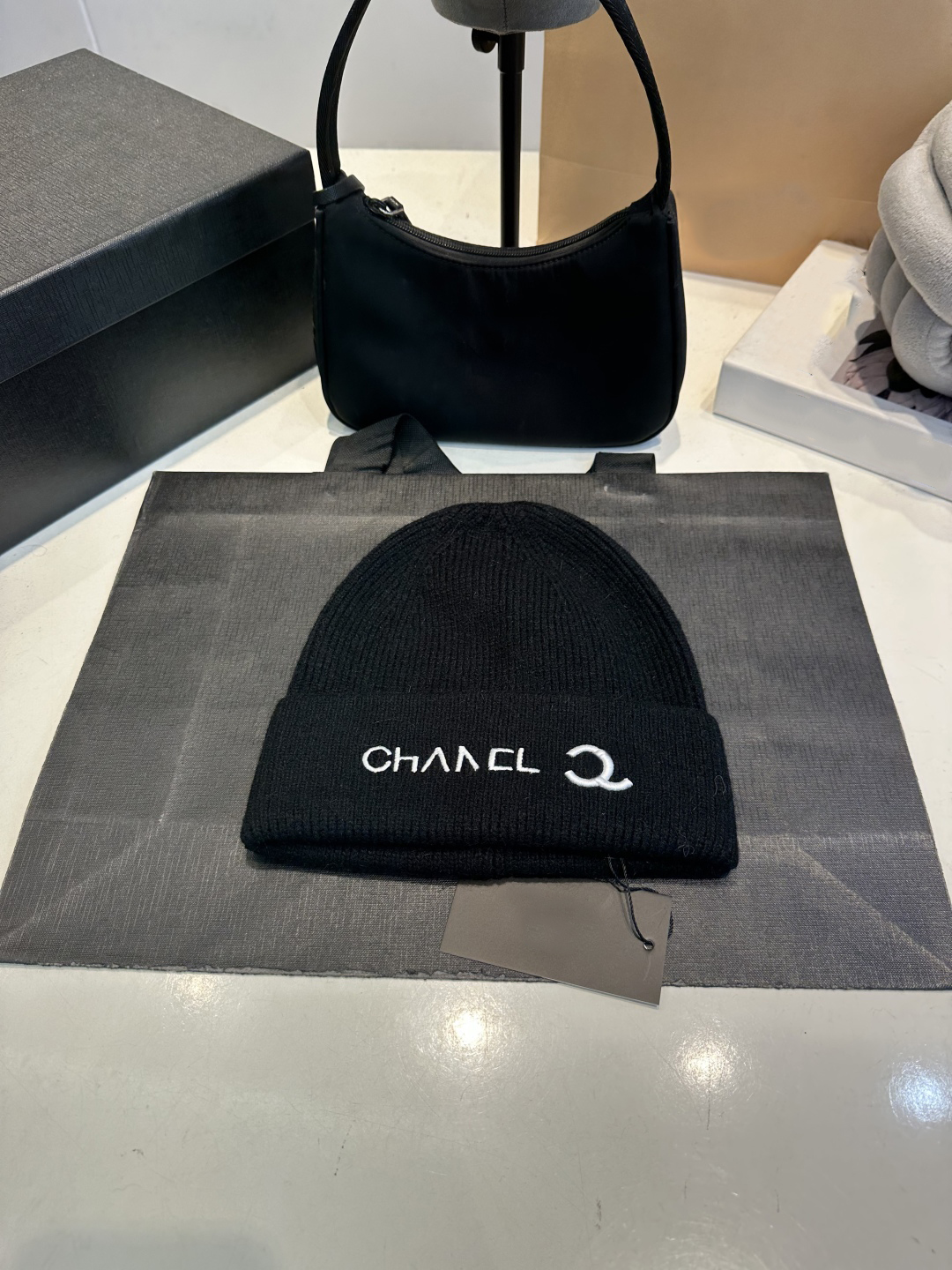 Top designer hats, high-quality fabrics embroidered luxury knitted hats classic unisex autumn and winter trend warm elegant versatile casual fashion