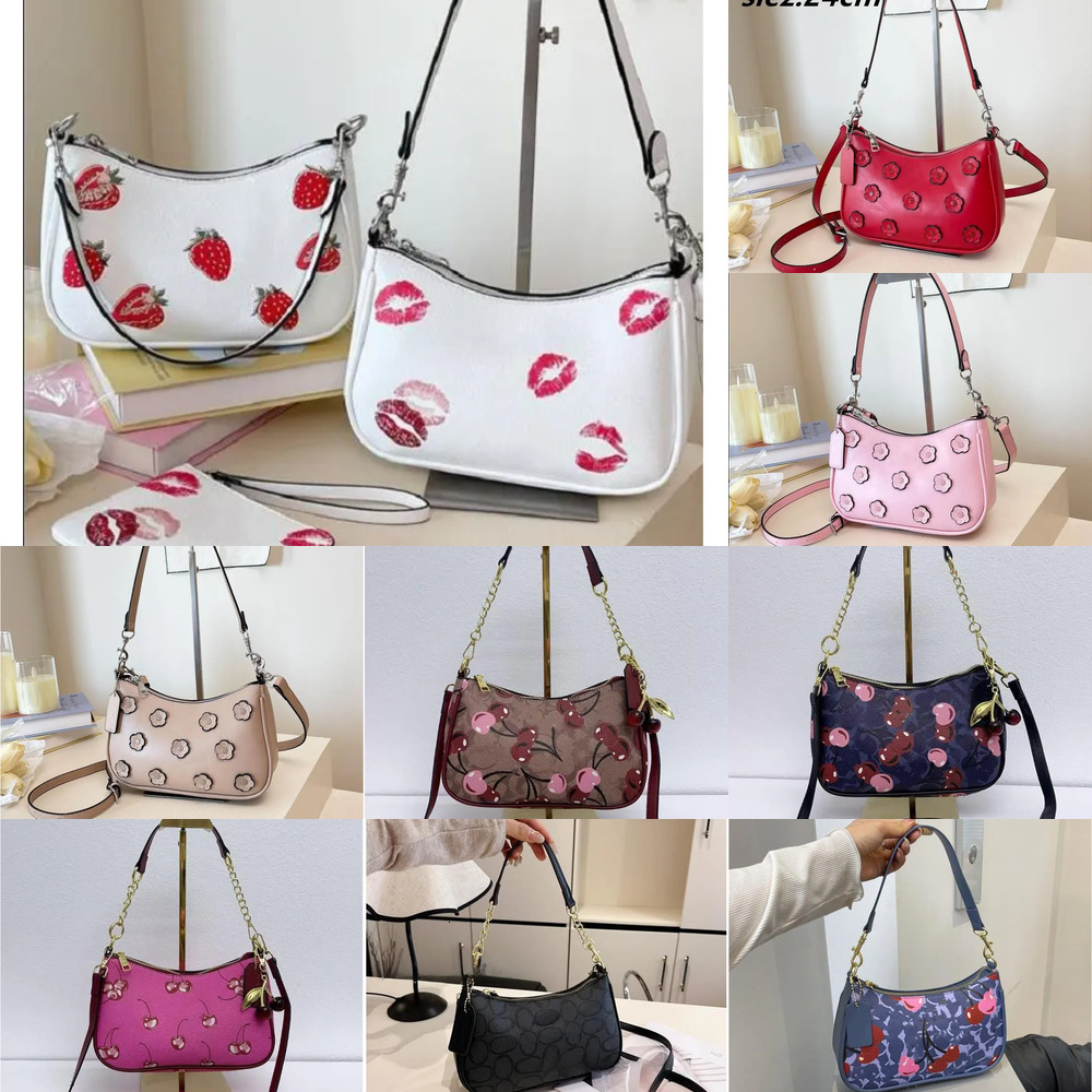 Sac à imprimé de fraise cerise de créateur de femmes