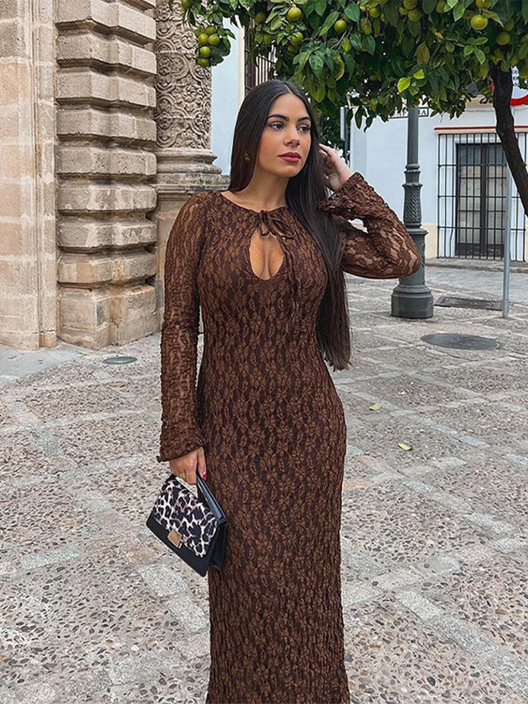 Vintage Lace Long Sleeves Dress Women Slim Round Neck Hollow Out Fashion Robe Female Elegant Fashion Solid Dresses Lady 250728