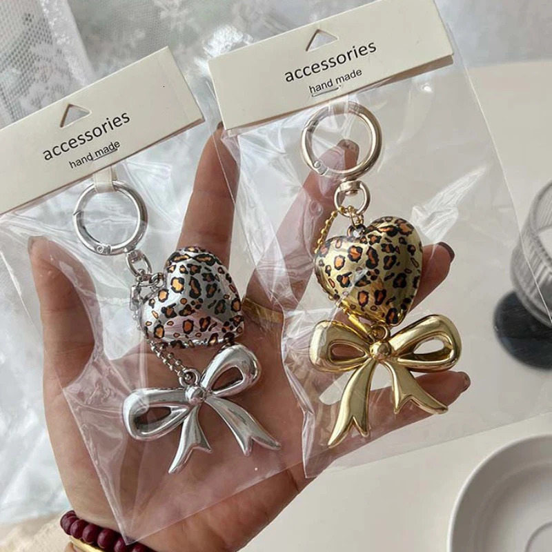 Rock Metal Leopard Print Bowknot Love Keychain Gold Silver Color Pendant 3D Heart Brown Spots Bag Charms Phone Chain Ornament 250807