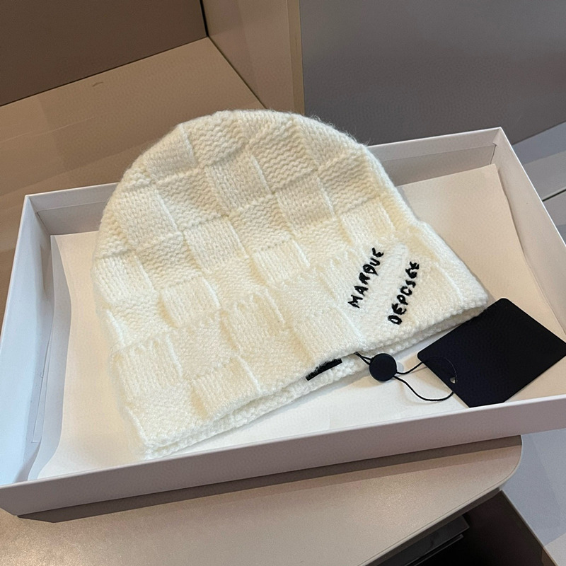 25ss Stylish Sport-Inspired Beanies: Premium Cotton Blend Hats Featuring Contemporary Triangular Letters-image-878384286