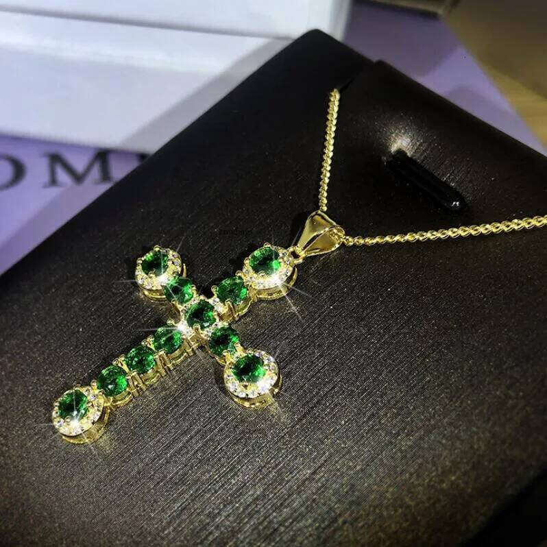 Choucong Brand Unique Cross Pendant Sparkling Jewelry Gold Fill 11PCS Round Cut Emerald CZ Dia Gemstones Women Wedding Clavicle Necklace Gift
