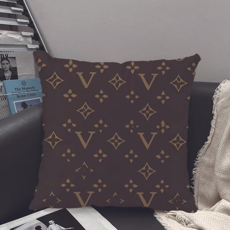 vintage designer Brown letter body fashion sofa simple living room Decorative luxury bedroom outdoors s sofas office cushions M260325-image-1098982571