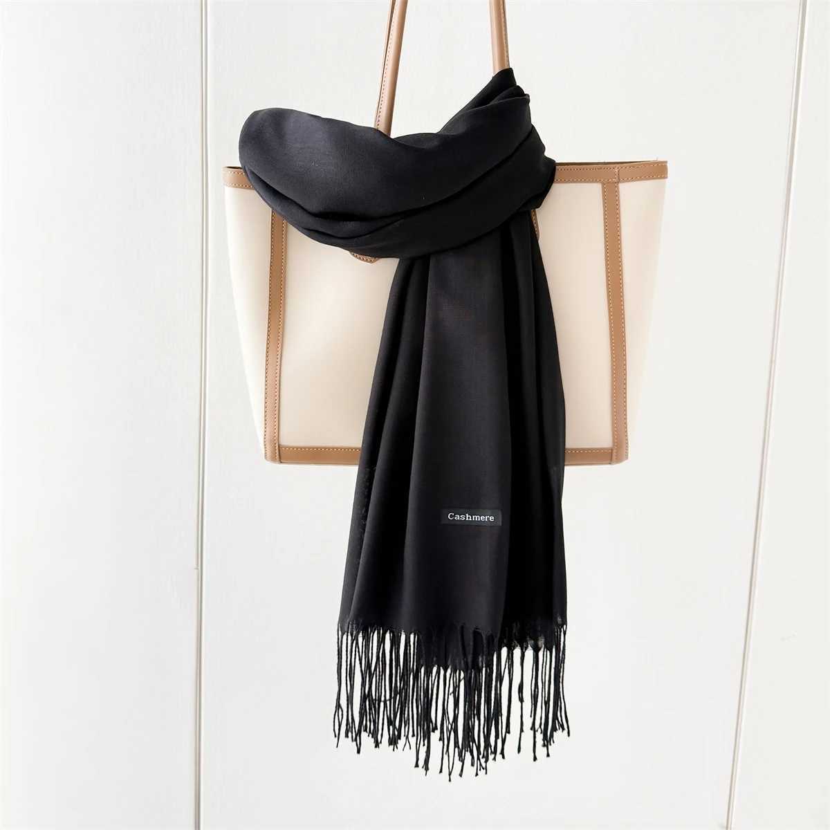 Desgine Brand Solid Women Cashmere Scarf Autumn Winter Warm Shawls Wraps Men's Pashmina Tassels Scarves Female Foulard Mujer 250815