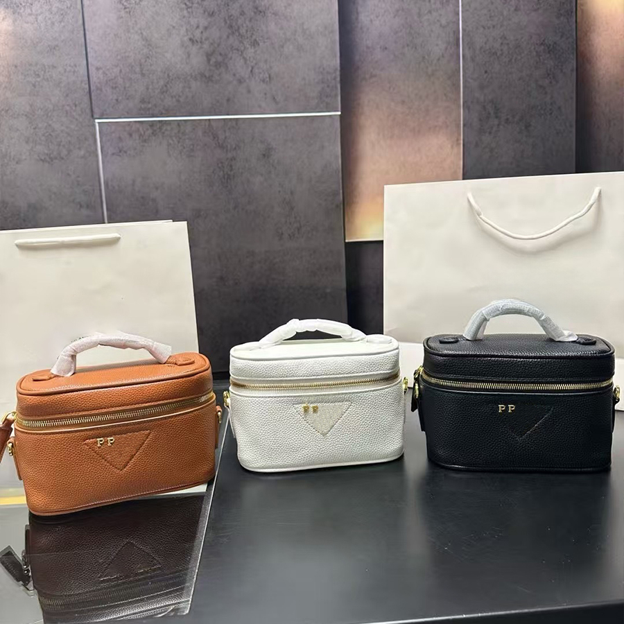 Sac de cosmétique de créateur pour femmes sac à main Luxury sac à main le lettre de fleur d'épaule à fleurs sacs sacs de sacoche pour femmes mini