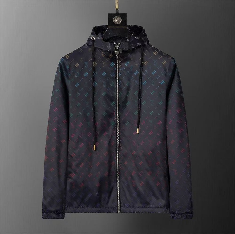 2025 Men's lightweight windproof jacket, outdoor sports and casual clothes, zipper hooded classic models, new spring summer