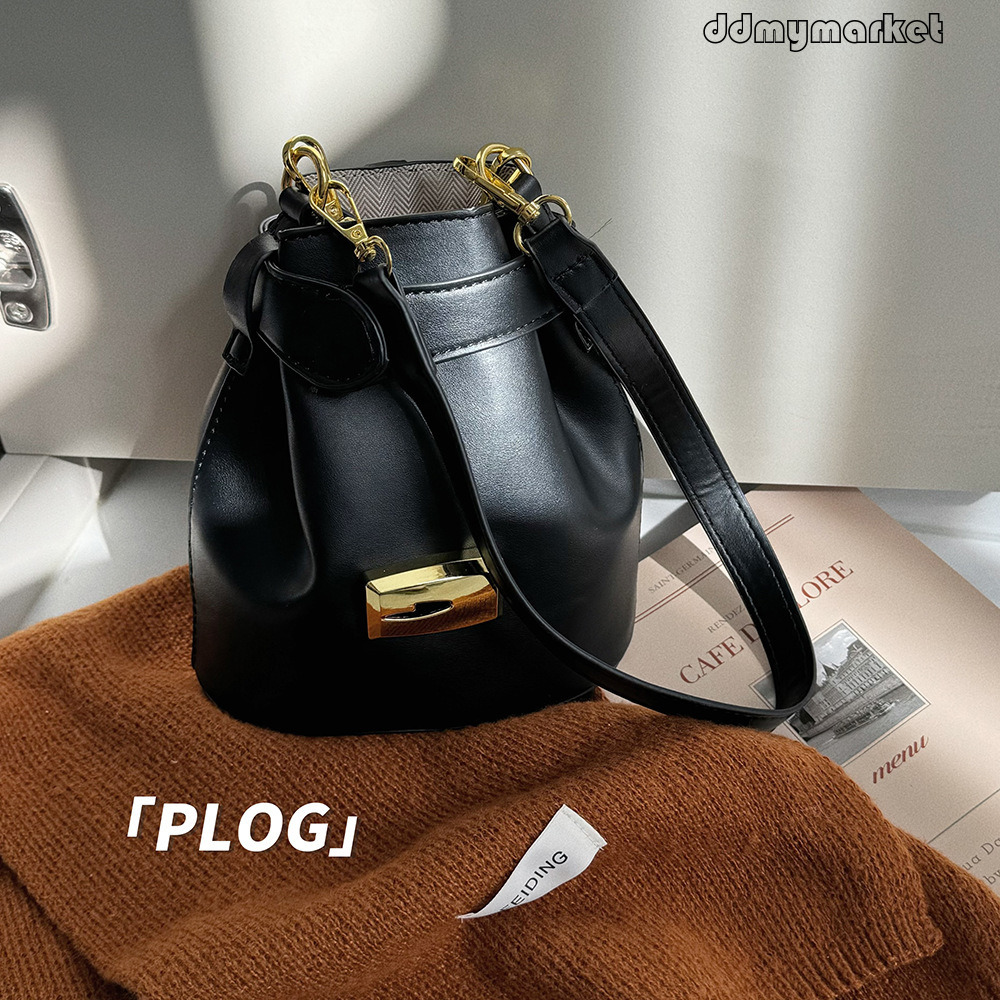 Ddmymarket Unique Design Underarm Fashion Versatile Bucket for Women Simple Commuter Shoulder Crossbody Bag Black Handbag