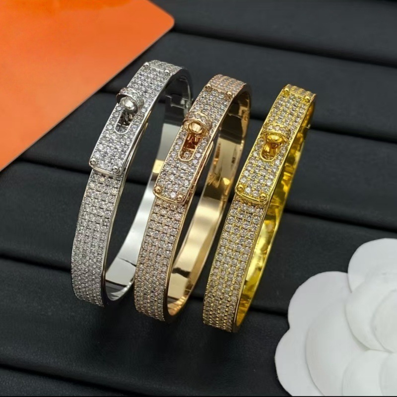 2026 New Titanium Gold Diamond Silver Hoop Luxury Bracelet For perfume Women cologne And Men Gift Stainless Steel Couple Bangles Fashion Designer Je