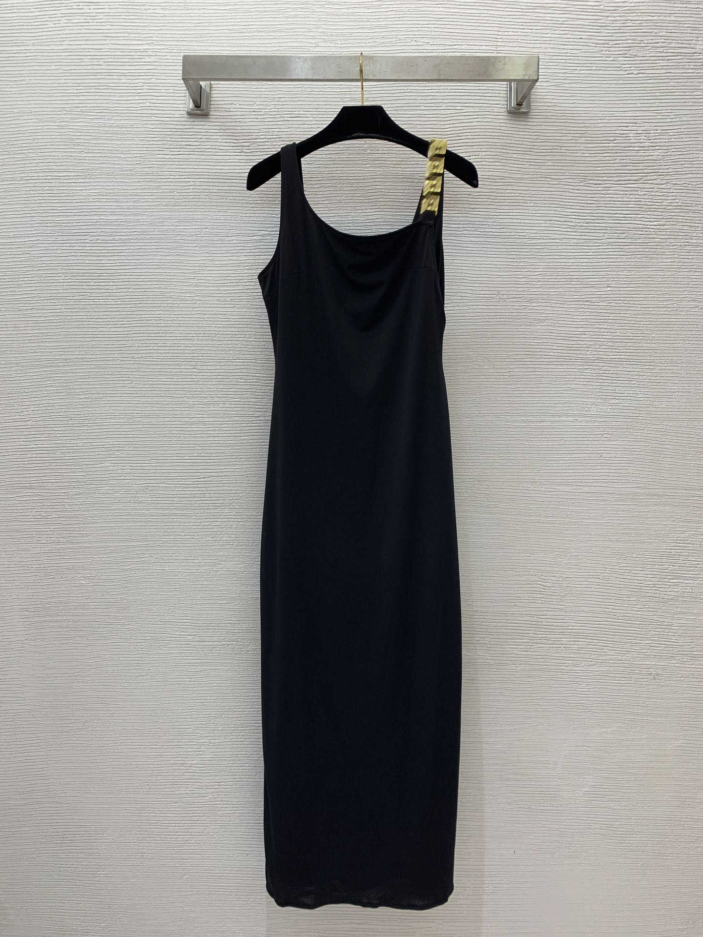 Côté arrière Split Women Designer Robe ff Metal Decoration Robe hautement élastique mode sexy slim fit noire Robe licou