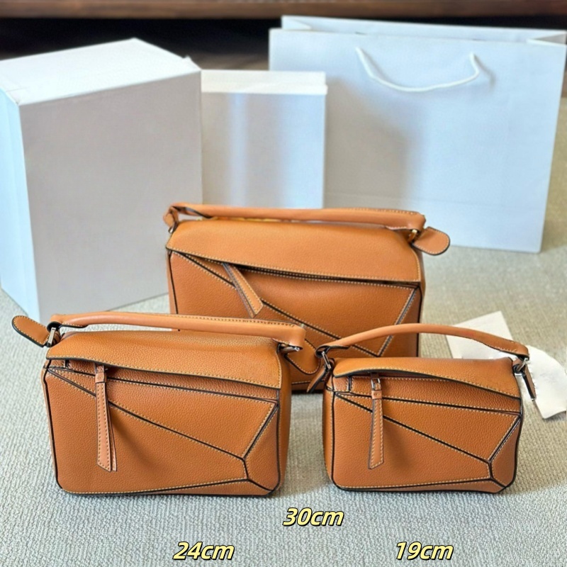 high quality shoulder bag geometry Handbag soft cowhide lychee lines designer bag Unisex crossbody bag large capacity tote bag hobo bag 19/24/30cm