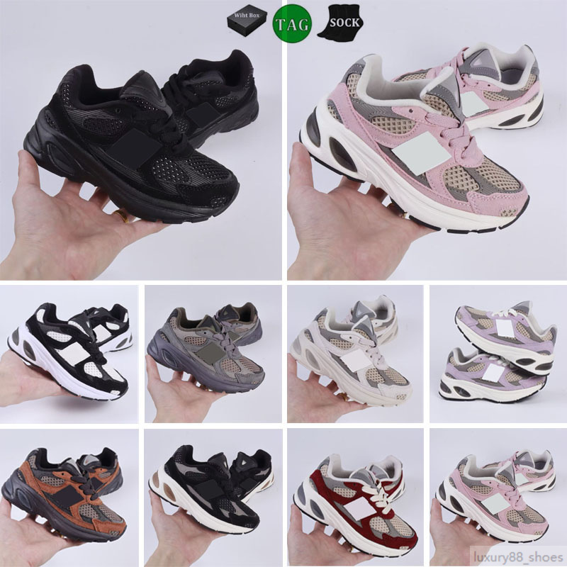 Designer Running kids shoes Sneakers Children Running Shoes Grey Triple White Green Mens Trainers Sneakers Outdoor Sport Shoes