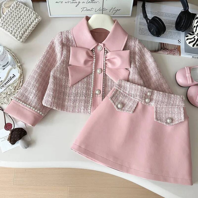 Fashion children PU leather clothing sets lady style girls plaid long sleeve outwear pleated skirts 2pcs sets children pink leather outfits H2512-image-1087662478