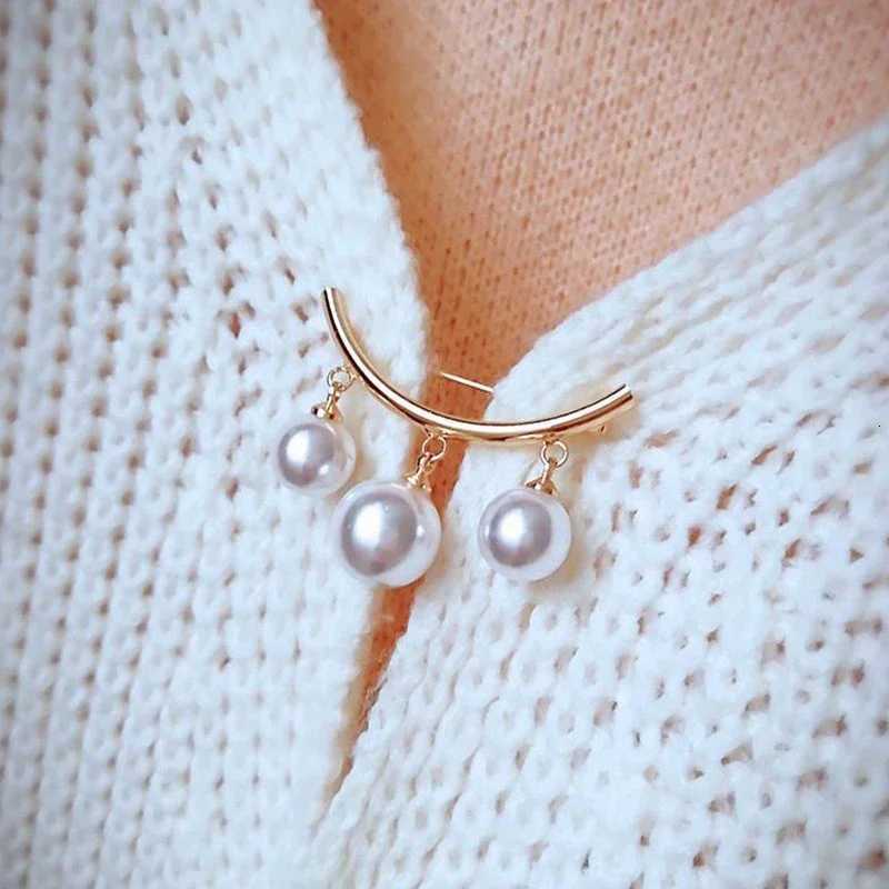 Golden/Silver Sweater Fixed Strs Anti Slip Anti-emptied Valentines Gift Brooch Scarf Cardigan Anti Wearing Pins Enamel PinXJ250815