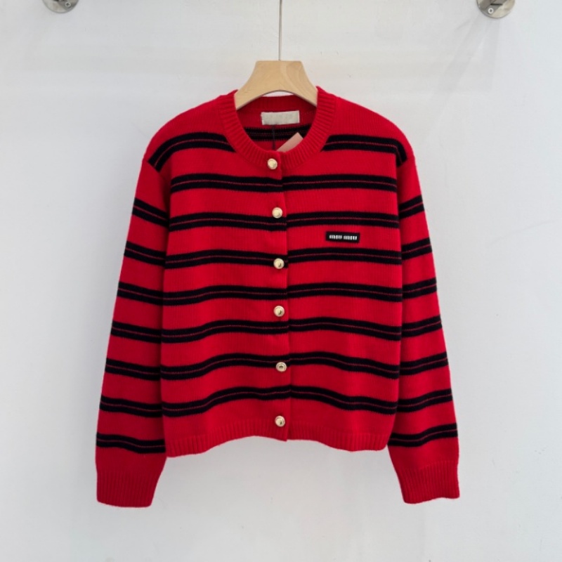 2025 Luxury Brand Womens Sweaters Designer Cashmere Sweater Loose Round Neck Stripe Fashion Versatile Embroidery Knit Bottom Shirt Pullover Knit Top