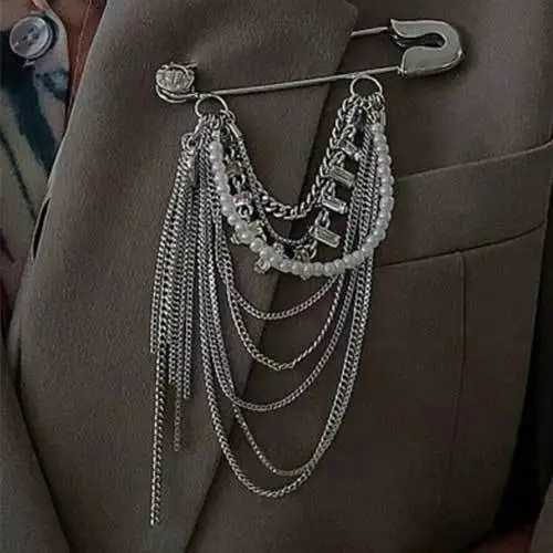 Women Tassel Pins Jewelry Fashion Autumn Winter Coat BroochXJ250815
