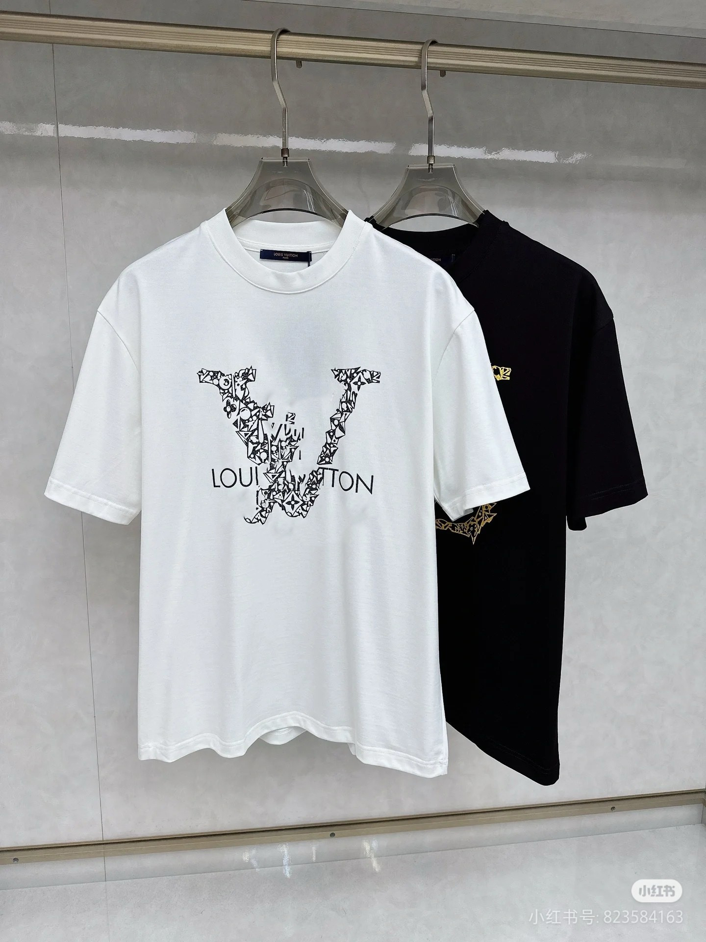 Men's Designer T-shirt T Shirts Summer Painted Graphic Shirt Unisex Men Women Short Sleeve Fashion Top Casual Vintage Luxury Brand Retro Tee M-