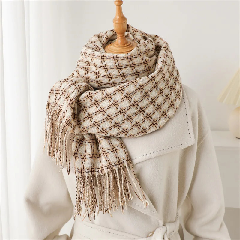 Winter Fashion Plaid Scarf for Women Men Classic Warm Chunky Soft Cashmere Feel Scarves Match Overcoat Knitted Shawl 250813