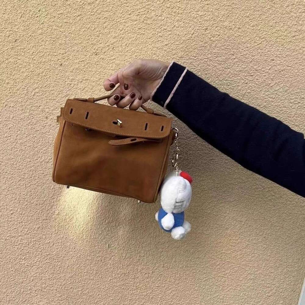 Designer Bag Tote Bag Shoulder Bag Trendy Fashion Versatile Niche New Pink Korean Leather Small Bag 2 Colors
