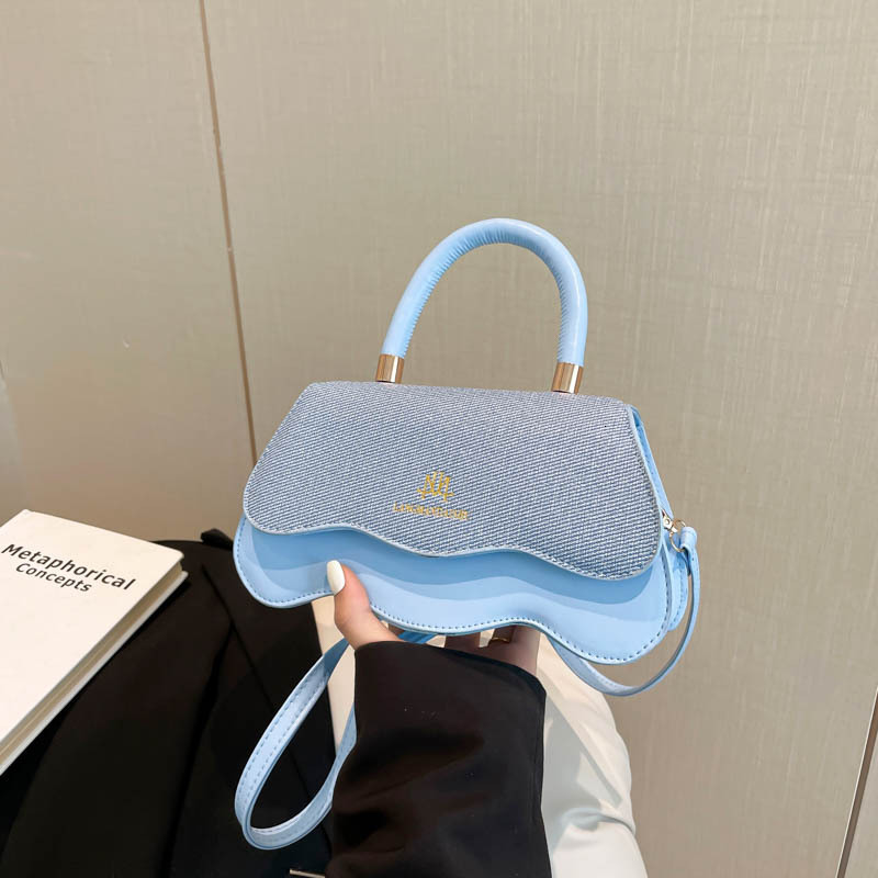 Tendance Bloc de couleur de grande capacité fraîche 2025 Été Nouvelle mode décontractée populaire Crossbody Handheld Small Square Sac