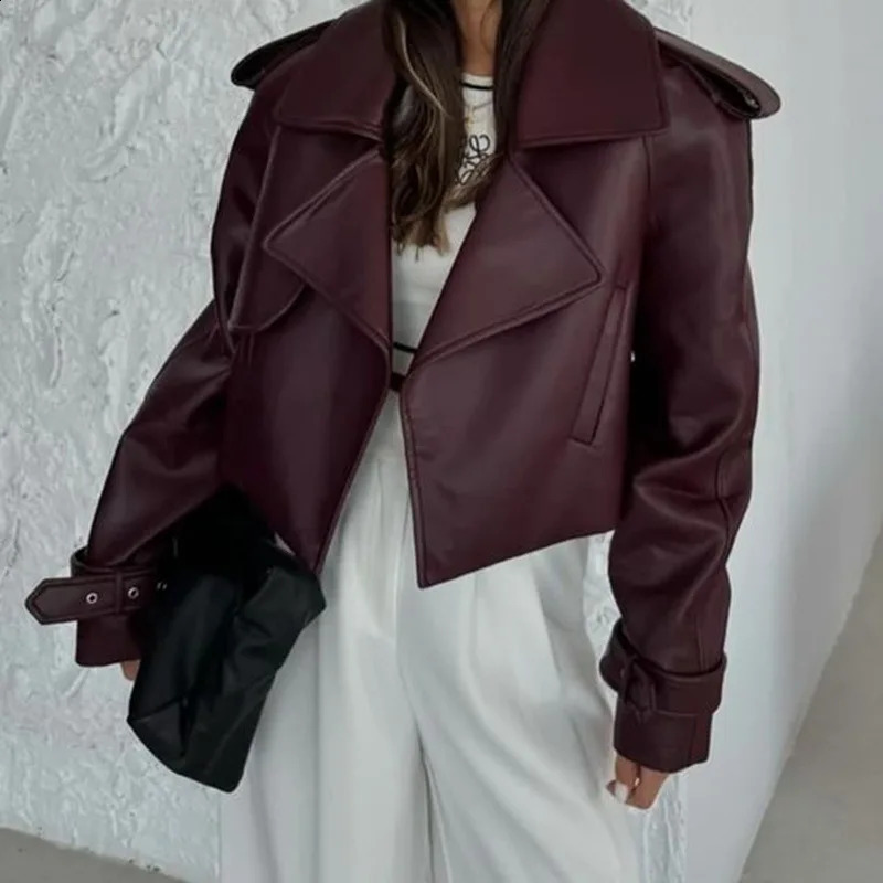 Women Leather Jacket Lapels Autumn Retro Simple Trendy Eco Short Coat Solid Versatile Streetwear 250815