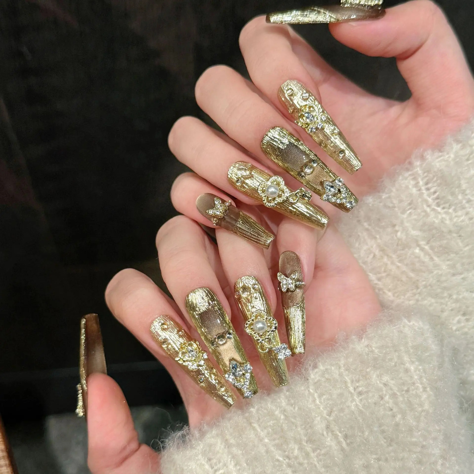 Handmade Press on Nails Heavy Metal Gold Butterfly Rhinestone Pearl Decor Fake Nails European Retro Spice Girls False Nail Tips 250812